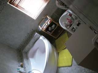 Julmodels Bathroom 1st Floor-2